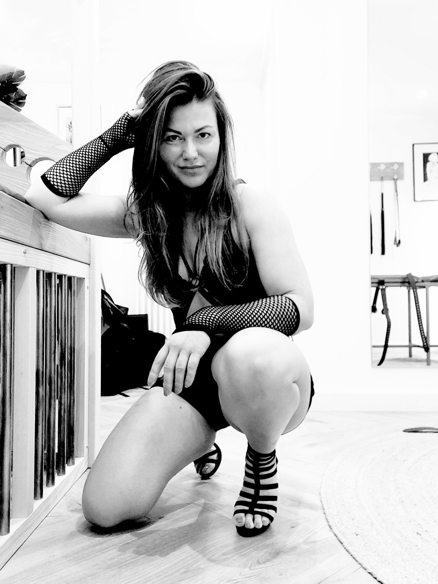 morgana-archives-female-wrestling-customs